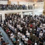 Salat Jumat Perdana di Masjid Syekh Muhammad Arsyad Al-Banjari, Gubernur Muhidin Dorong Masjid Terus Dimakmurkan