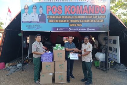 GAPKI Kalsel Siapkan Tim Damkar Hadapi Karhutla, Salurkan 20 Ribu Masker