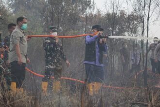 Muhidin Minta Penanganan Karhutla Kalsel Diperkuat, Penggunaan Alat Berat Harus Terkoordinasi