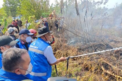 Hadapi Krisis Air Pemadaman Karhutla, Pemerintah Siapkan Sumur Bor hingga 50 Meter