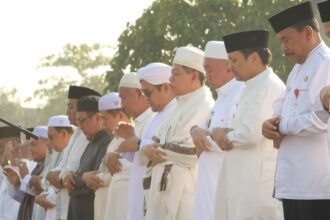 Mohon Hujan di Tengah Kemarau dan Karhutla, Pemprov Kalsel Perkuat Ikhtiar dengan Salat Istisqa
