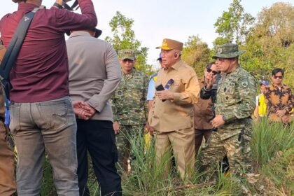 Gubernur Muhidin Tinjau Aliran Cindai Alus untuk Perkuat Pasokan Air Karhutla Guntung Damar