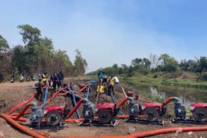 PUPR Kalsel Siagakan Suplai Air 24 Jam untuk Perkuat Penanganan Karhutla di Hutan Lindung dan Guntung Damar