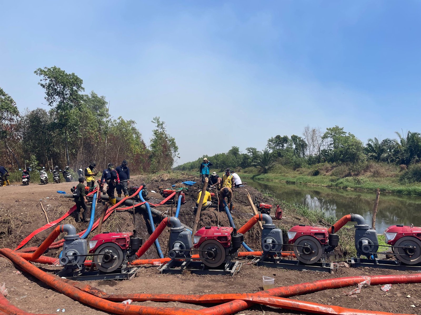 PUPR Kalsel Siagakan Suplai Air 24 Jam untuk Perkuat Penanganan Karhutla di Hutan Lindung dan Guntung Damar