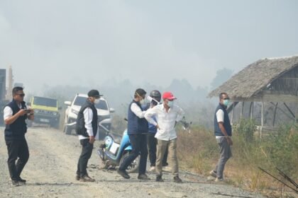 DLH Kalsel Bersihkan Kanal di Tegal Arum dan Guntung Damar, Perkuat Pencegahan Karhutla
