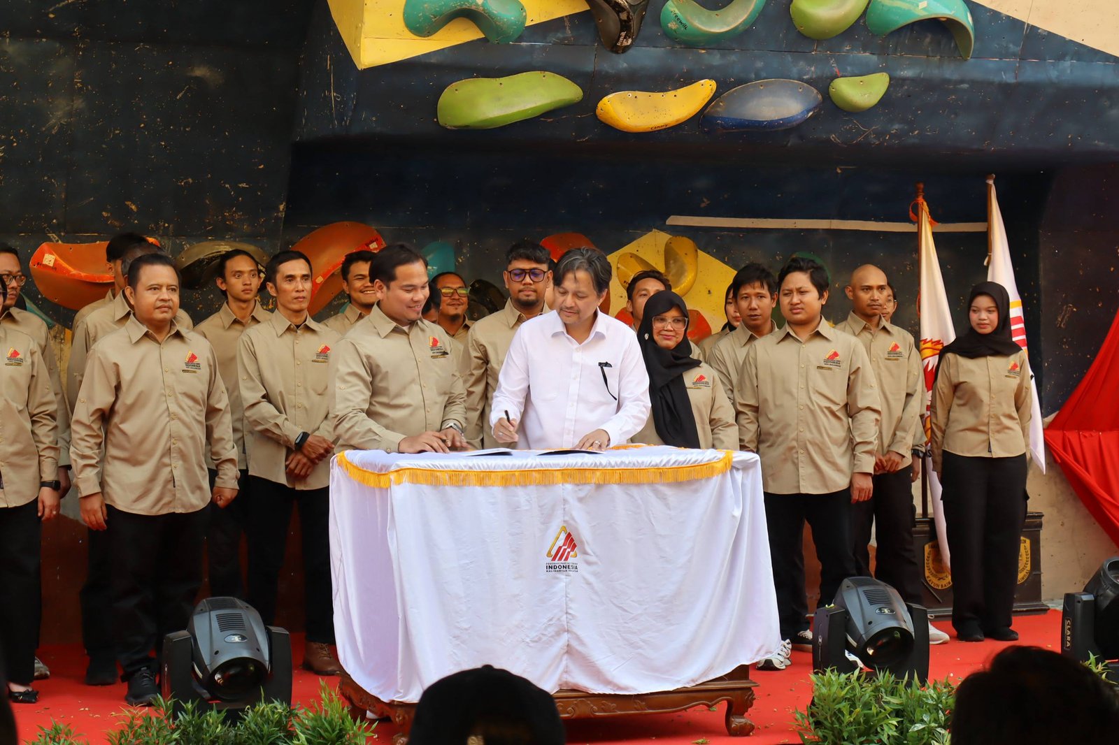 Pengurus Baru Dikukuhkan, FPTI Banjarmasin Perluas Pembinaan Panjat Tebing