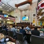 DPRD dan Gubernur Kalsel Setujui Dua Raperda dalam Rapat Paripurna