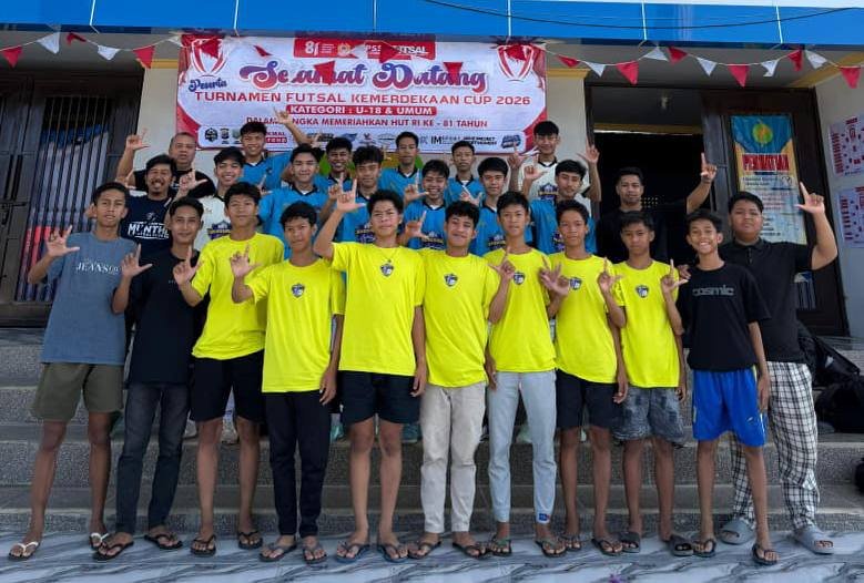 Diperkuat Pemain Timnas U-16, Munthe Junior Angkat Trofi Kemerdekaan Cup