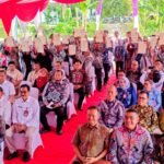 Wamen ATR/BPN Serahkan Sertifikat Tanah bagi MBR, 3.154 Sertifikat Telah Terbit di Kalsel