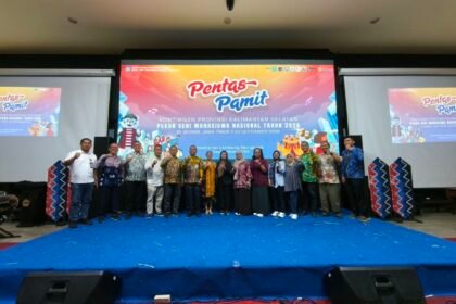 Lepas Kontingen Peksiminas, Gubernur Kalsel Pesan Kontingen Harumkan Nama dan Marwah Banua
