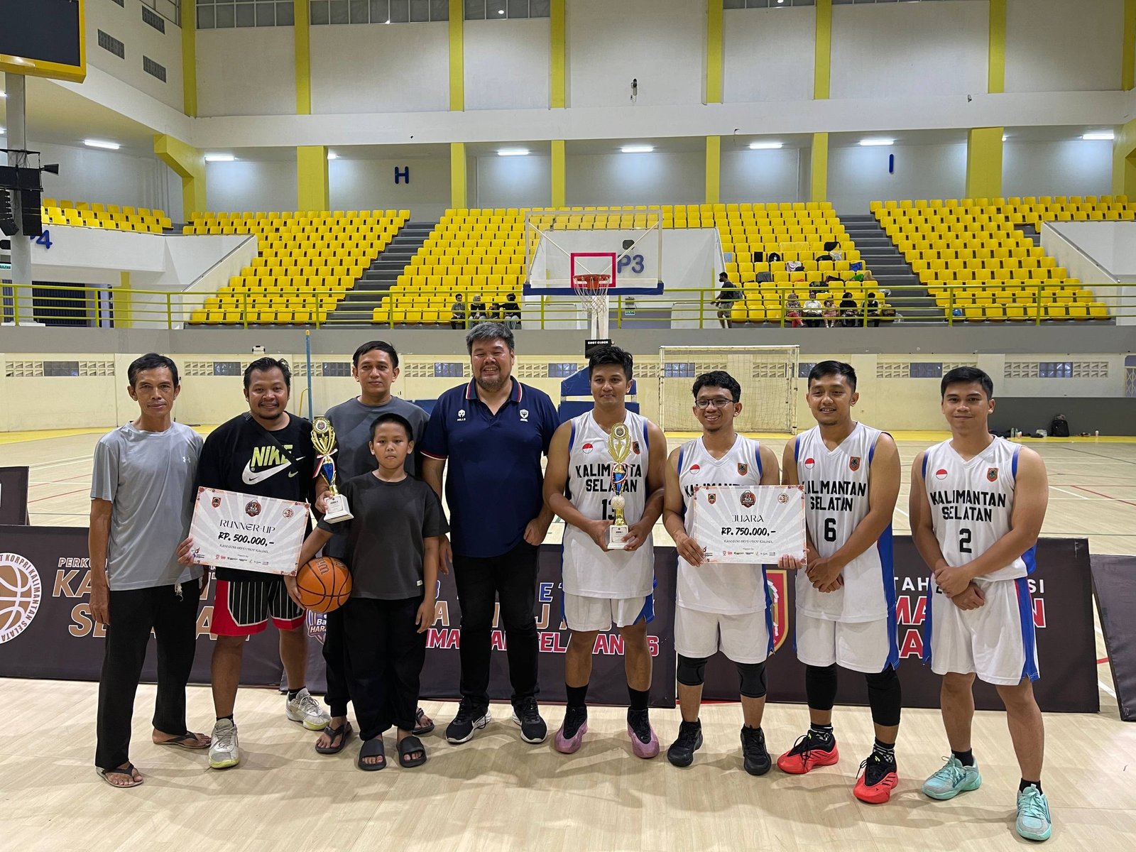 BKD-DPKP dan Bank Kalsel Kuasai Podium 3X3 Basketball Harjad Kalsel