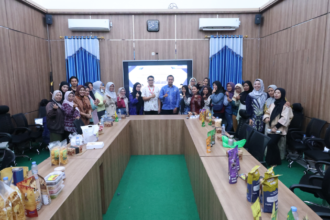 Bupati Andi Rudi Latif Dorong UMKM Tanah Bumbu Tembus Pasar Ritel Modern