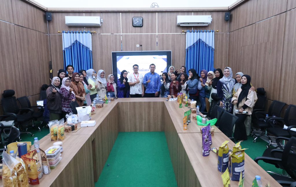 Bupati Andi Rudi Latif Dorong UMKM Tanah Bumbu Tembus Pasar Ritel Modern